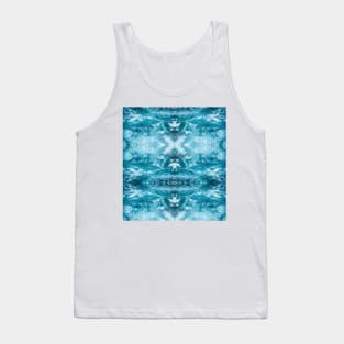 Blue Ocean Waves on the summer beach under palm tree Tank Top